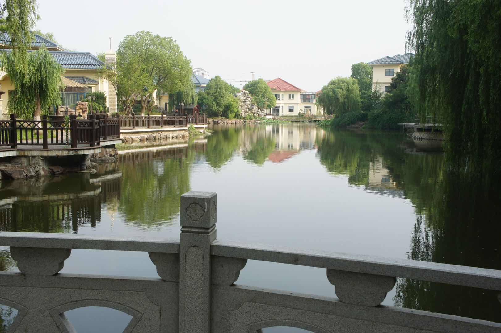 大众湖滨庄园