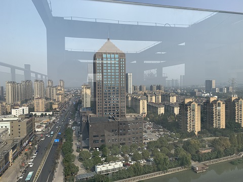 龙栖湾大厦实景图-小柯网