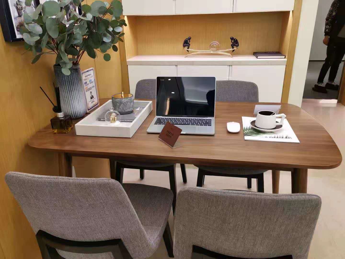邻湖嘉园样板间-小柯网